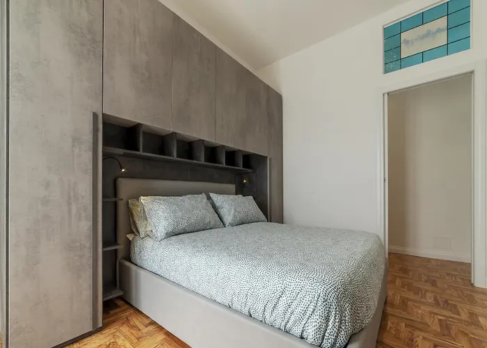 Guesthost - Rione Prati Elegant With Balcony Apartment *